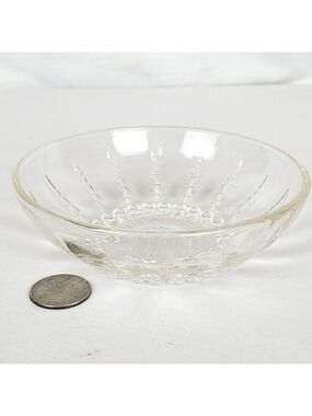 Vtg depression pressed glass hobnail finger bowl